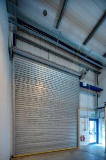 gbarro02_shift_016_en.jpg