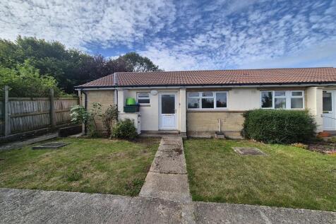 2 Bedroom Semi Detached Bungalow for Rent