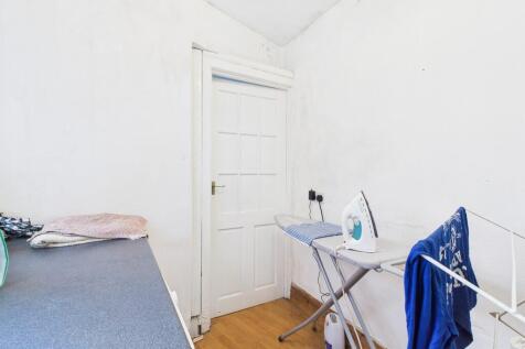 CAM01476G0-PR0515...