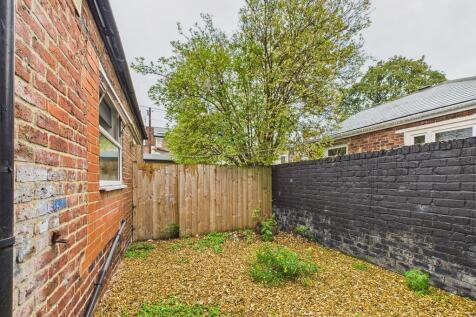 CAM01835G0-PR0314...