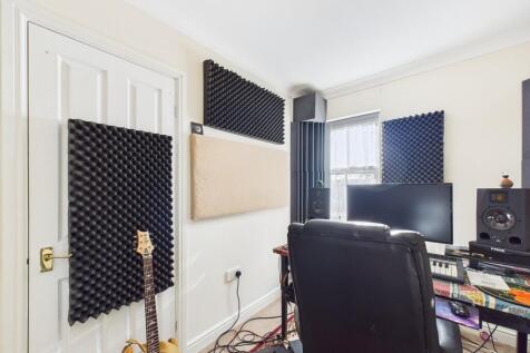 CAM01835G0-PR0329...