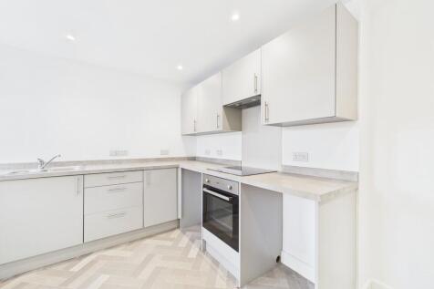 CAM01476G0-PR0395...