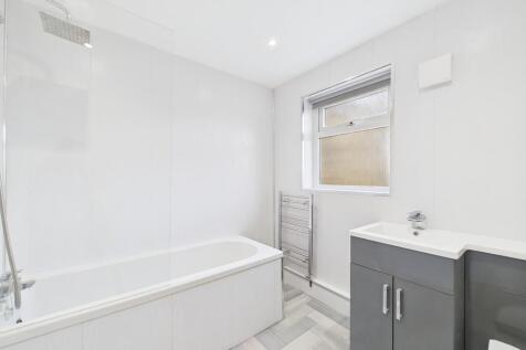 CAM01476G0-PR0395...