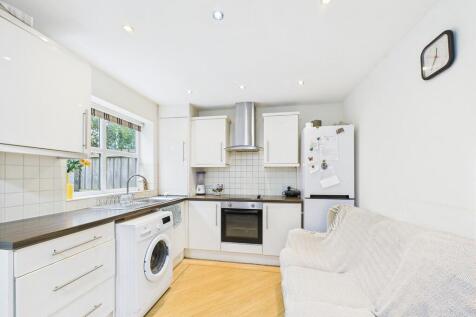 CAM01835G0-PR0281...