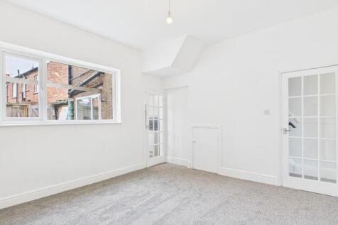 CAM01835G0-PR0317...