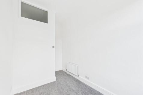 CAM01835G0-PR0317...