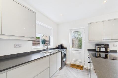 CAM01835G0-PR0298...