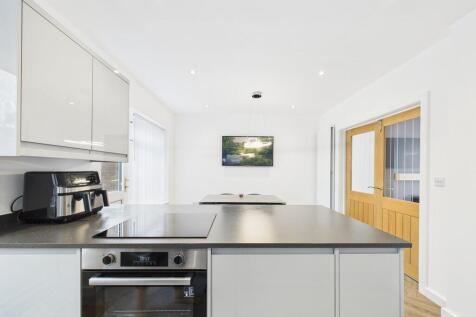 CAM01835G0-PR0298...