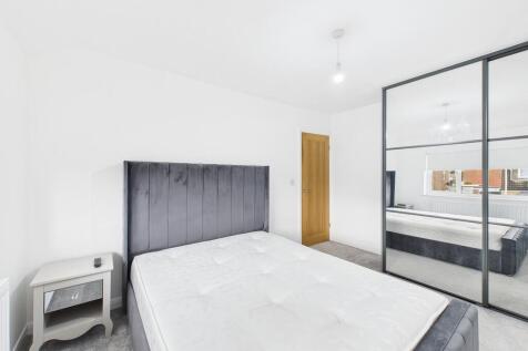 CAM01835G0-PR0298...