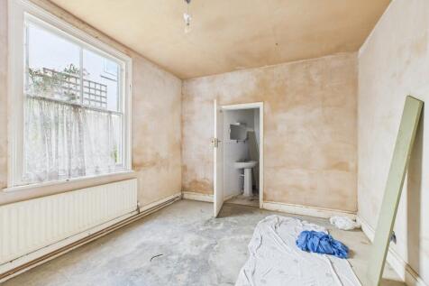 CAM01835G0-PR0342...