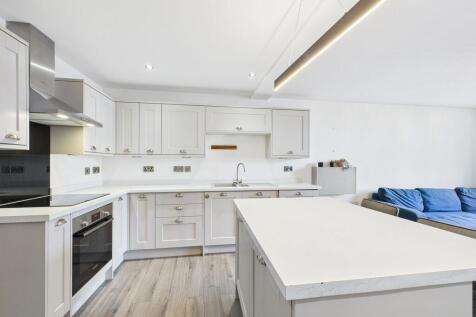 CAM01835G0-PR0349...