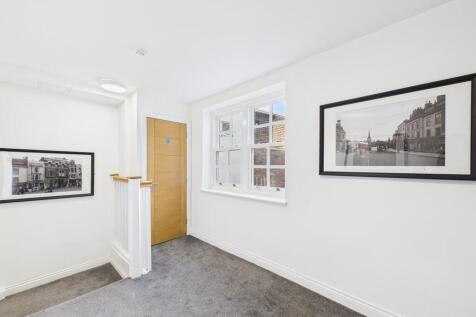 CAM01835G0-PR0349...