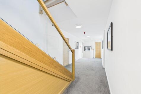 CAM01835G0-PR0349...