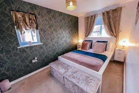Master Bedroom.jpg