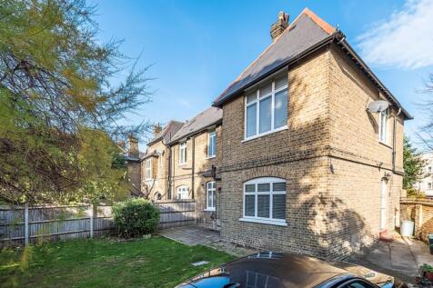 Trinity-Cresent-012