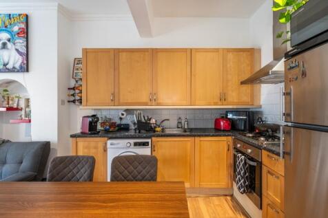 44-A-Rowfant-Road...