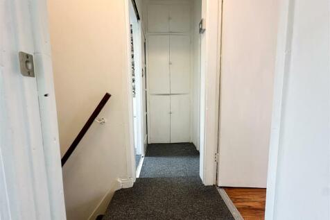 STAIRS TO FIRST FLOOR LANDING