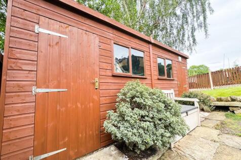 SUMMER HOUSE