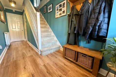 ENTRANCE HALLWAY