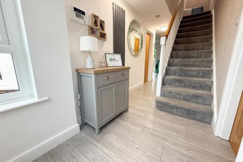 ENTRANCE HALLWAY