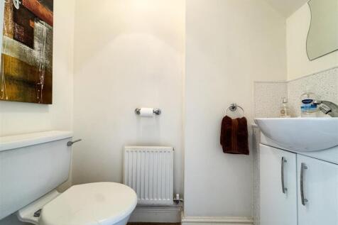DOWNSTAIRS CLOAKROOM