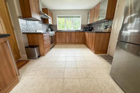 OPENPLAN KITCHEN DINING ROOM