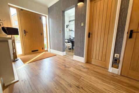 ENTRANCE HALLWAY