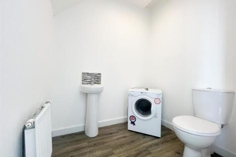 DOWNSTAIRS CLOAKROOM