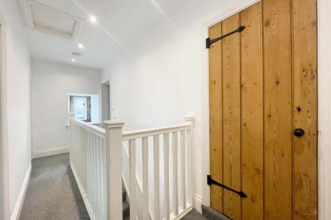 STAIRS &amp; LANDING