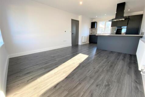 OPEN PLAN LIVING SPACE