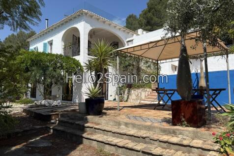 Property Image 1