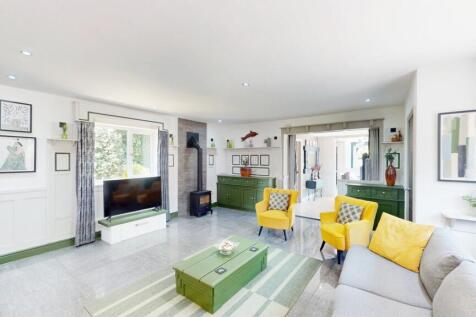 Kitchen / Family Room