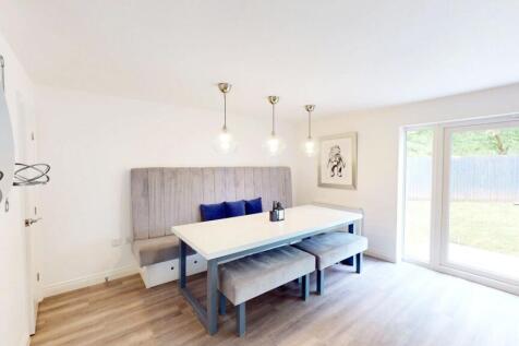 Dining/Kitchen