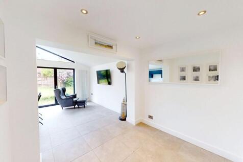 Dining/Kitchen