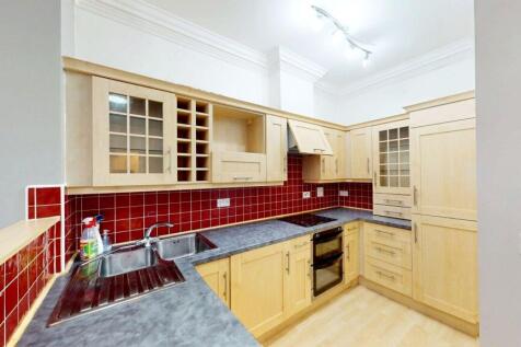 Lounge/Kitchen