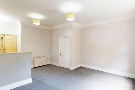 Lounge/Kitchen