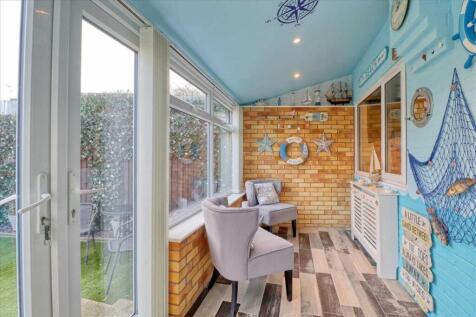 Conservatory Room