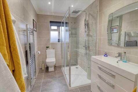 Family Shower Room