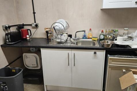 WhatsApp Image 2025-10-21 at 09.26.38_2393b501.jpg