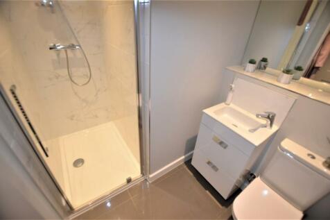 Shower Room En-Suite