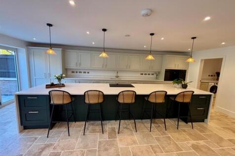 Kitchen/Dining/Family Media Room