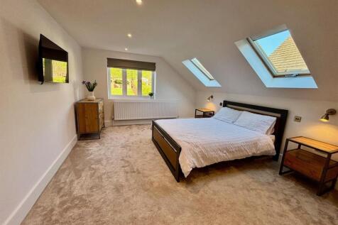 Principal Bedroom Suite