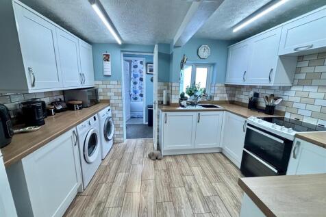 Fitted Kitchen