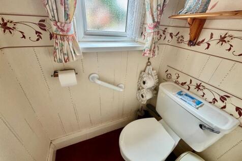 Separate WC