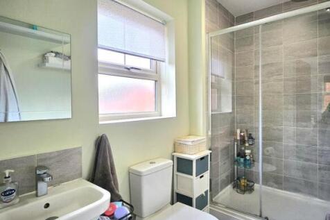Shower Room En-Suite