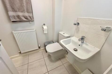 Shower Room En-Suite