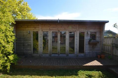 Summerhouse / Office