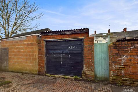 garage to rear