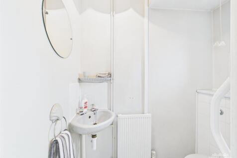 ground floor wc