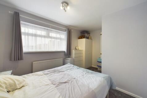 second bedroom 2